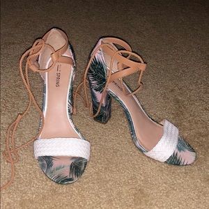 Tropical tie up heels